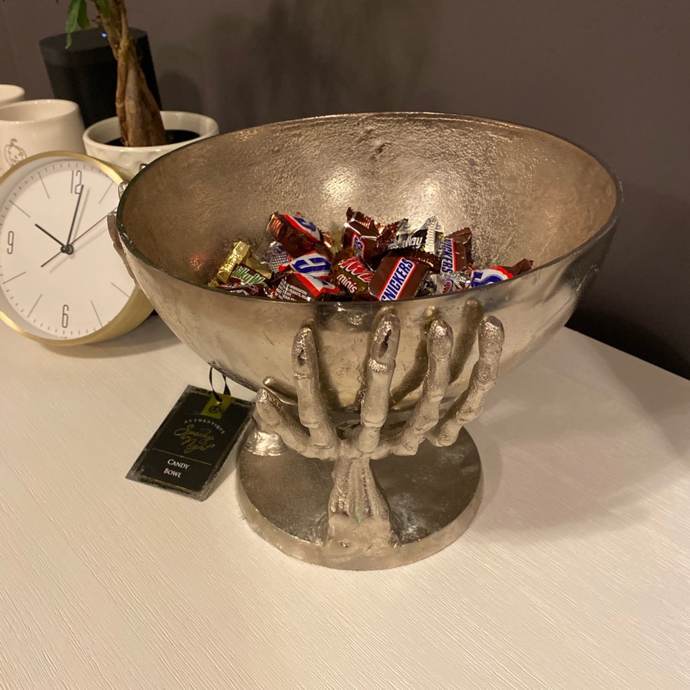 Authentique Spooky Candy Bowl